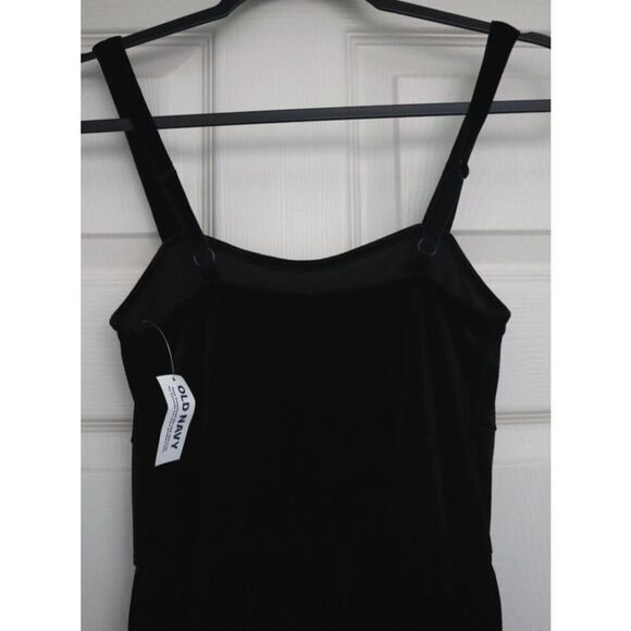 Old Navy 812909 Women’s Sz XS Black Sleeveless Fit & Flare Cami Velvet Jumpsuit - Picture 8 of 13